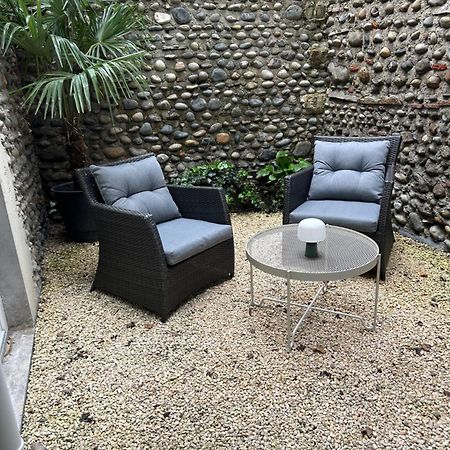Le Patio : Appartement Chic 3 Chambres Au Coeur De По Экстерьер фото